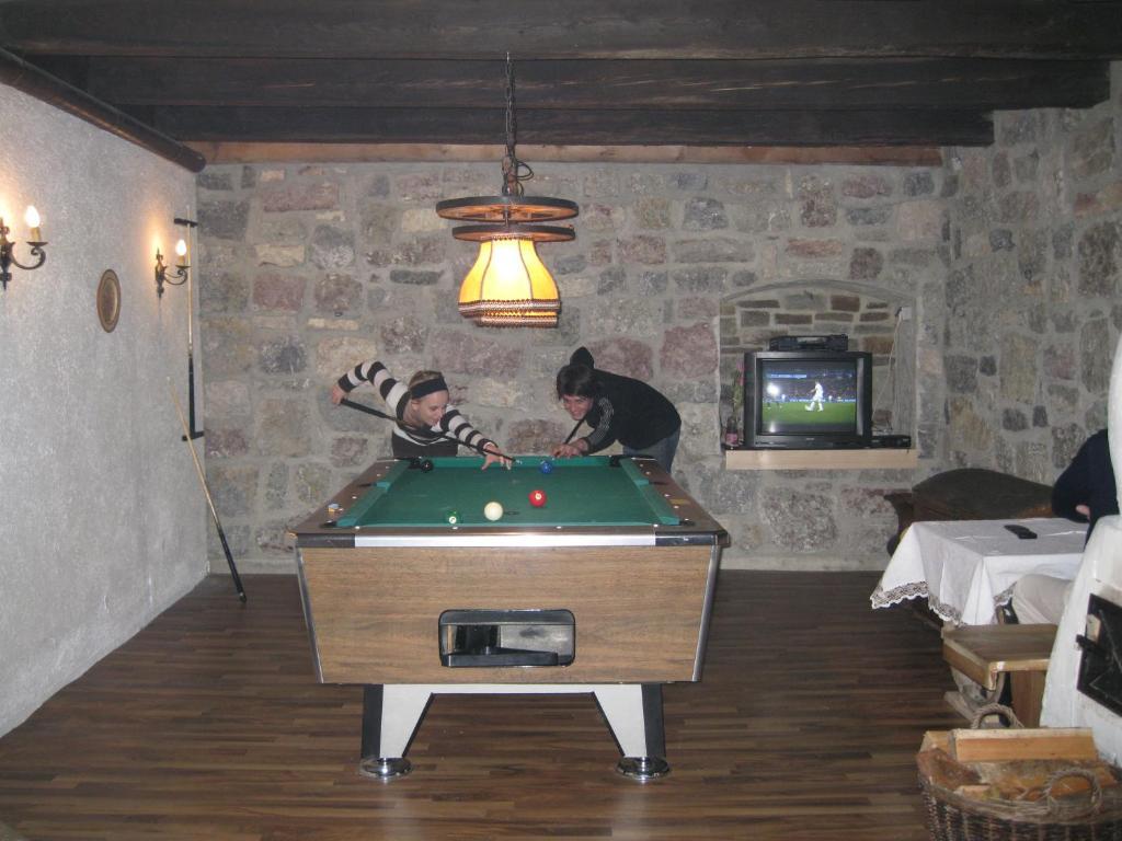 Gasthof Piburger See Hotel Oetz Eksteriør billede