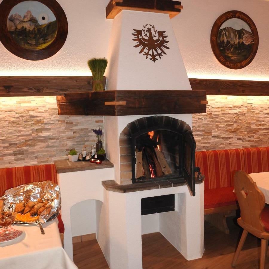 Gasthof Piburger See Hotel Oetz Eksteriør billede